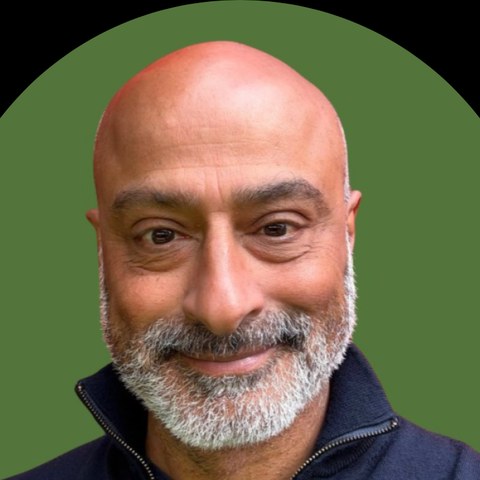 Portrait of Ian Rajan